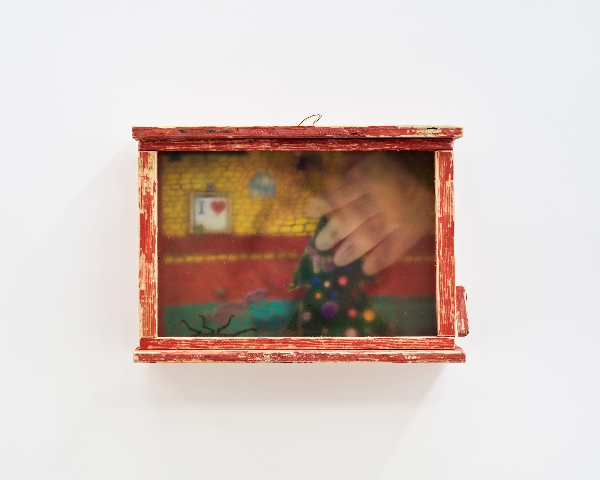 Ko Yongkuk, 깰 필요 없어, 2023, wood, varnish, acrylic paint, acrylic glass, found objects, photograph, pen, 24x33cm