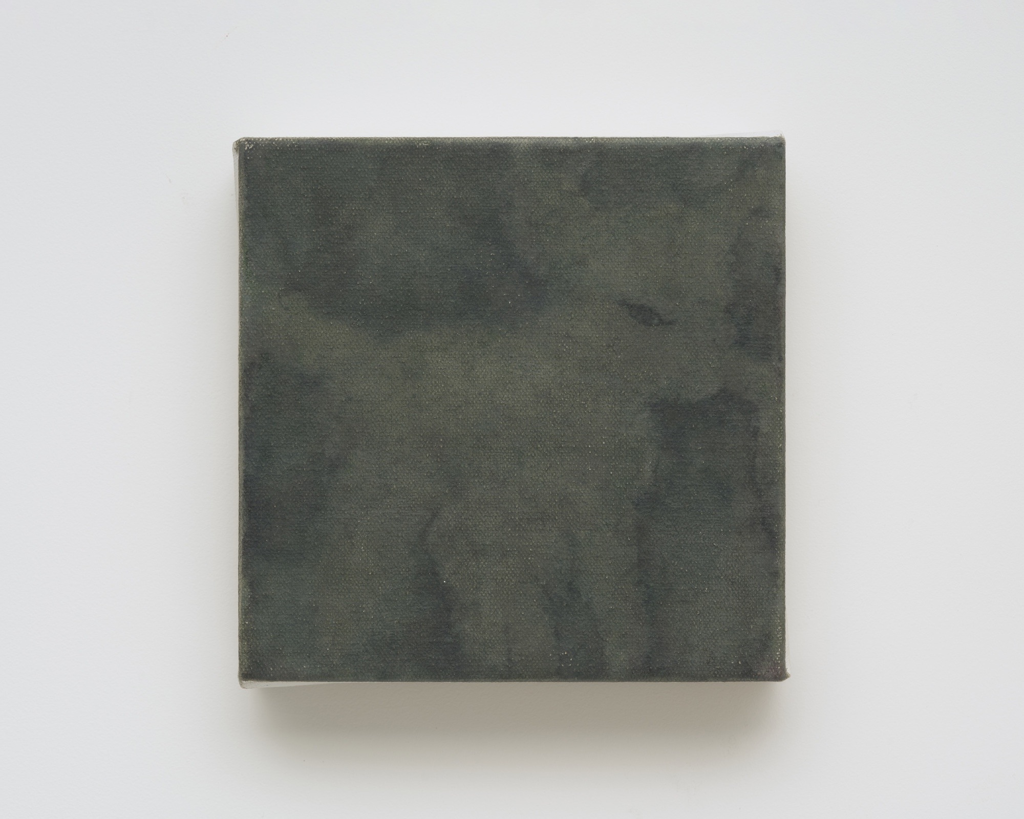 Won Minyoung, Gotcha!, 2024, oil on canvas, 16x16cm