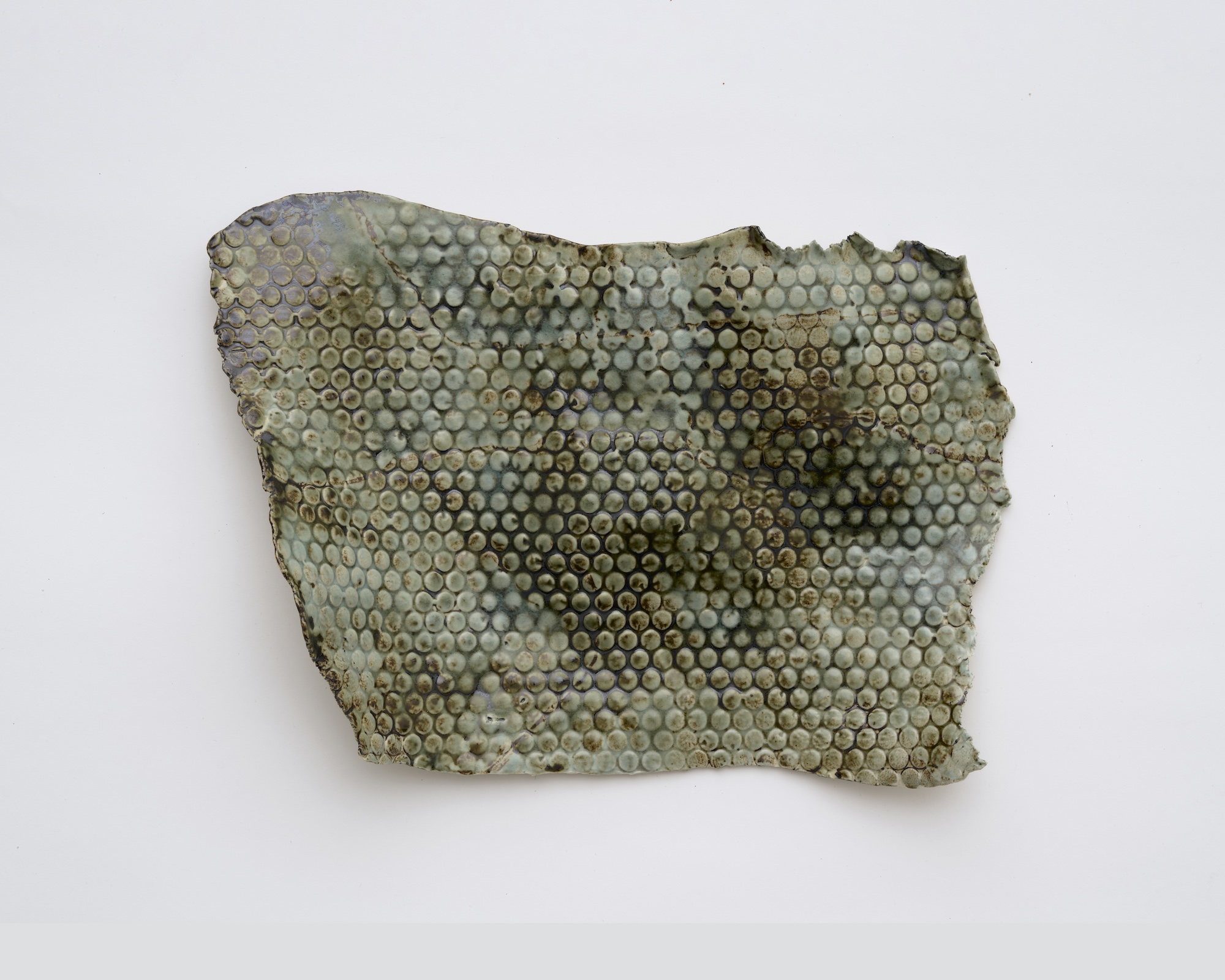 Weon Jeong In, bystander, 2024, ceramics, 24x34x7.5cm